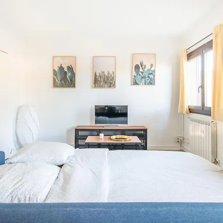 Les Palmiers Apartment *