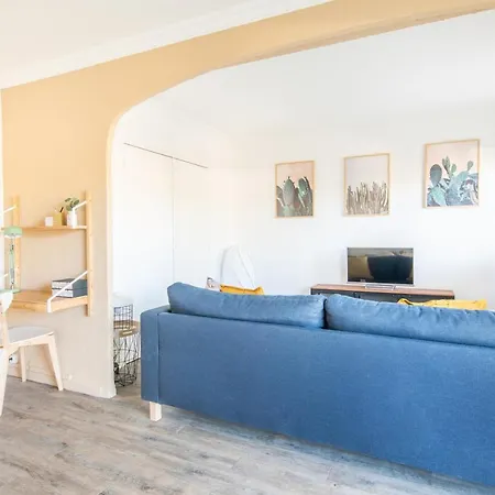 Les Palmiers Apartment *